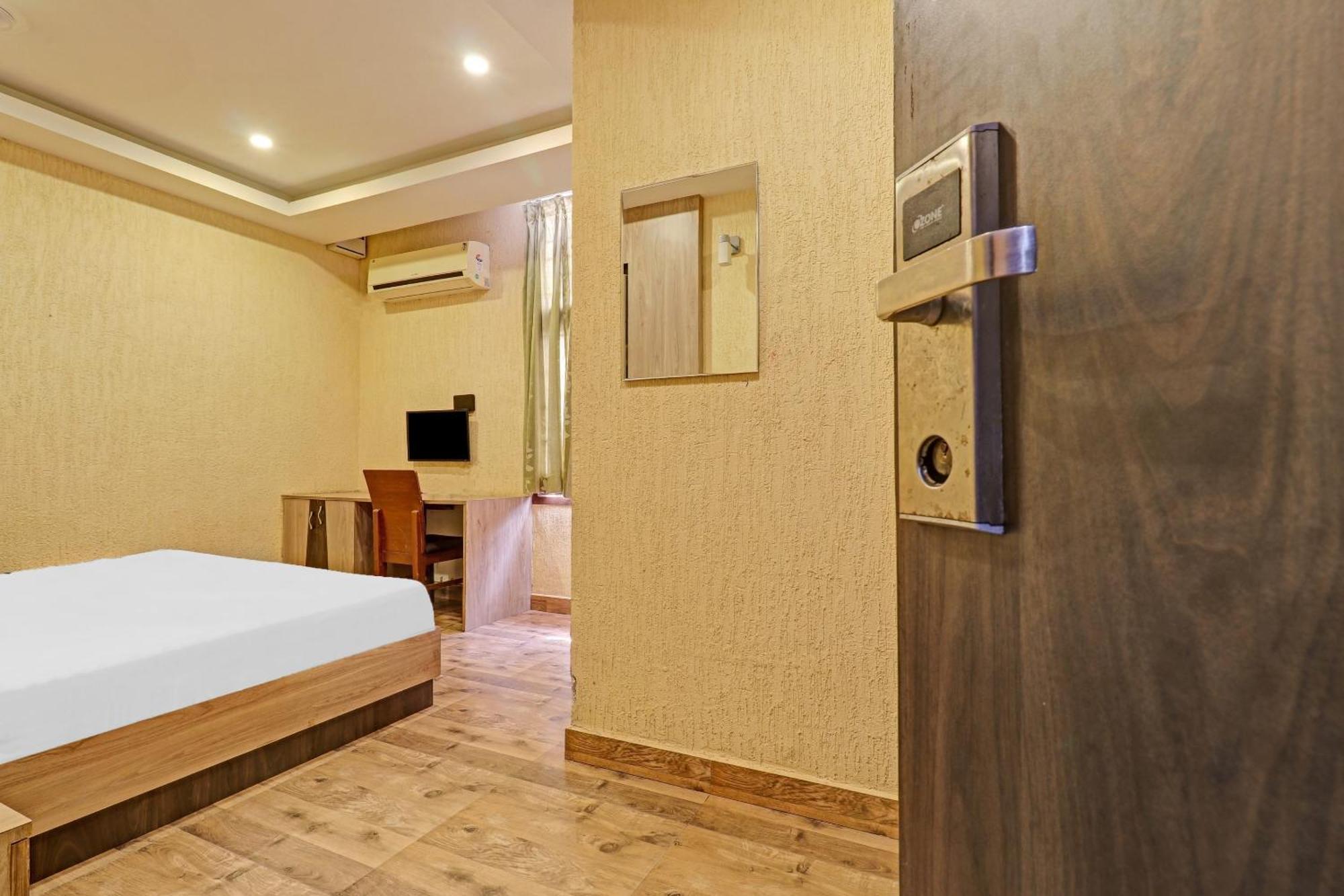 Hotel O Anbu Residency Tiruchirappalli ภายนอก รูปภาพ